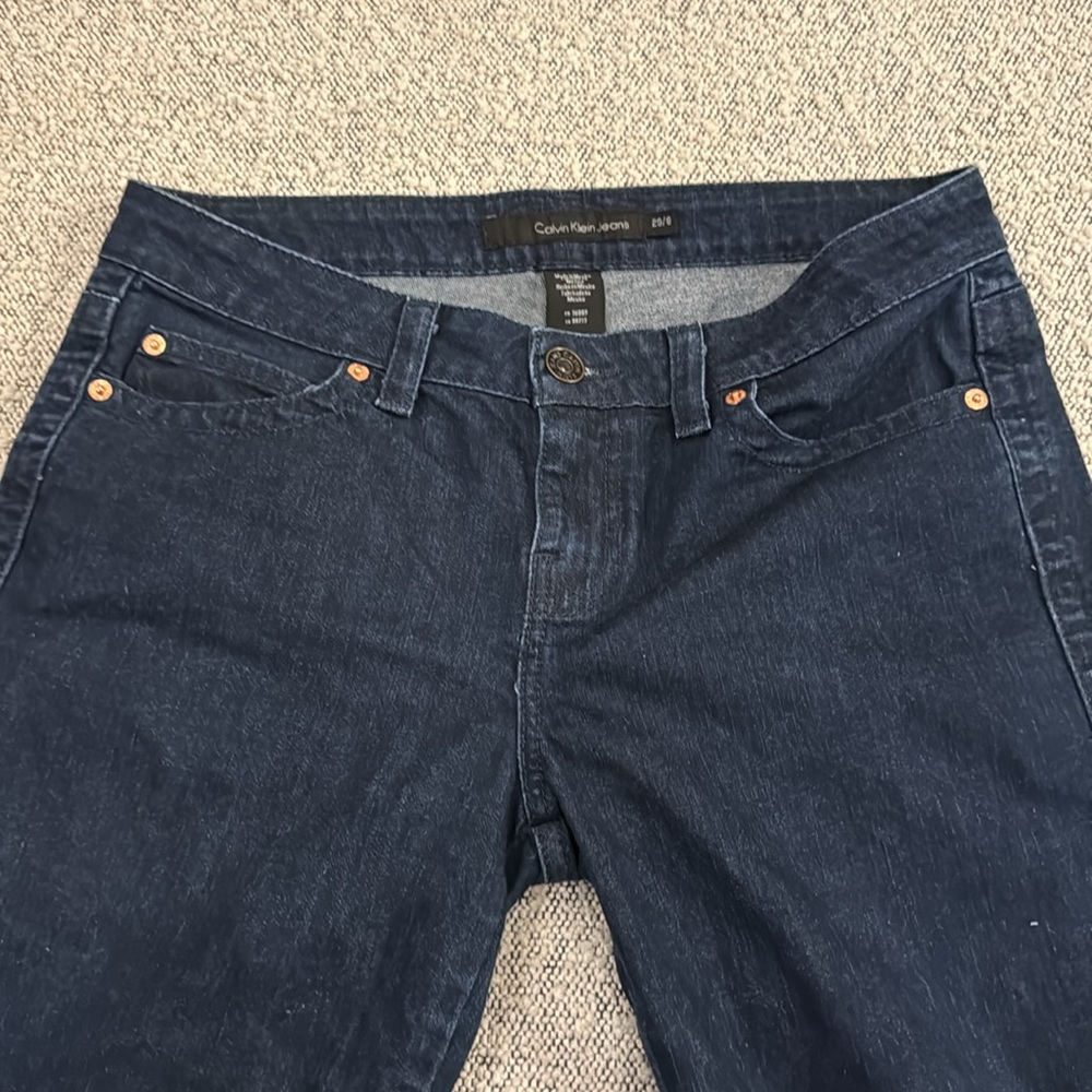 Calvin Klein Jean shorts women’s size 29/8‎ - Picture 3 of 5